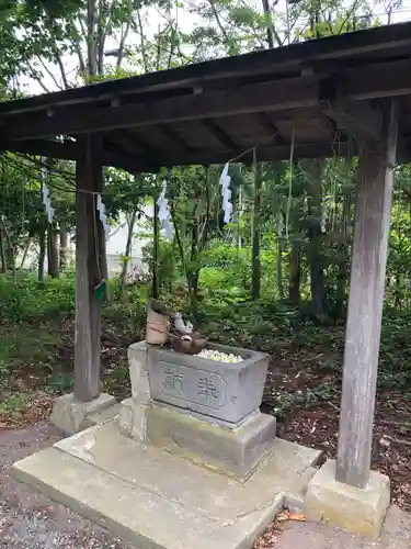 飯詰八幡宮の手水