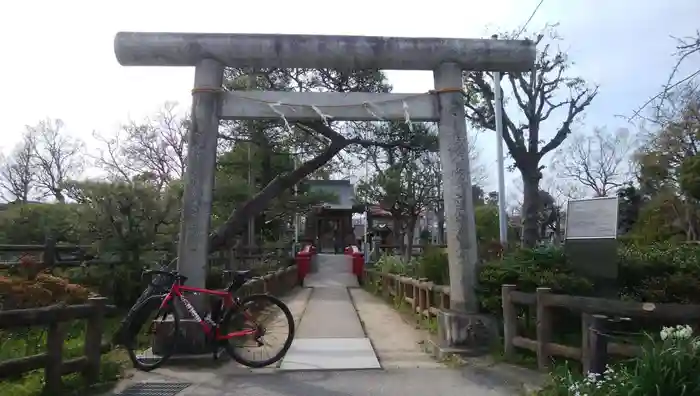 厳島神社の鳥居