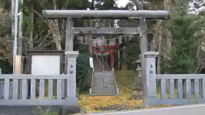 諏訪神社の鳥居