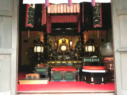 法起院の本殿・本堂