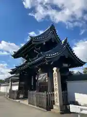 十輪寺の山門