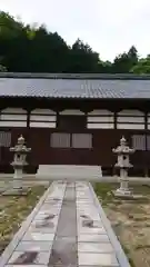 興勝寺の本殿