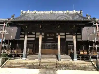養泉寺の本殿・本堂