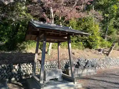 白岩淺間神社の手水舎