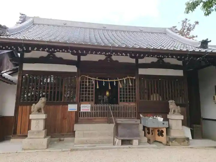 神館神社の本殿・本堂