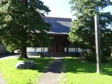 泉龍寺の本殿・本堂