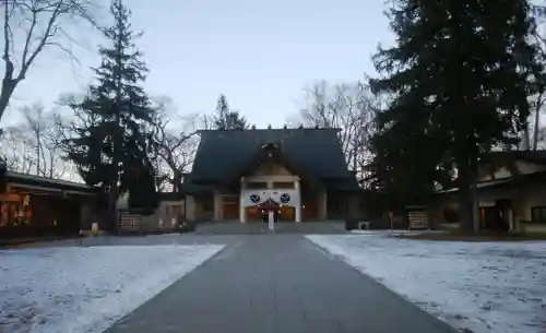 帯廣神社の本殿