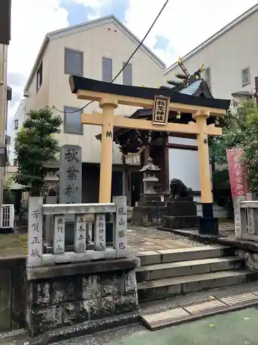 秋葉神社の鳥居