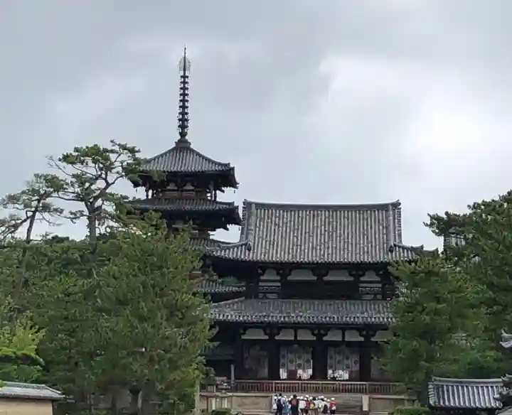 法隆寺の本殿・本堂