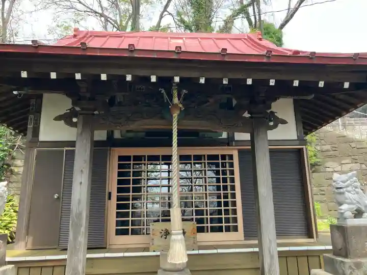 白滝不動尊の{uncategorized: "未分類", other: "その他", undefined: "問題あり", building: "その他建物", grave: "お墓", sacred_gate: "鳥居", guardian: "狛犬", statue: "像", buddha: "仏像", history: "歴史", nature: "自然", garden: "庭園", animal: "動物", pagoda: "塔", temizu: "手水舎", mountain_gate: "山門・神門", sanctuary: "本殿・本堂", subordinate: "末社・摂社", art: "芸術", scenery: "景色", jizo: "地蔵", ema: "絵馬", goshuin: "御朱印", omikuji: "おみくじ", items: "授与品その他", amulet: "お守り", goshuincho: "御朱印帳", eats: "食事", festival: "お祭り", votive_dance: "神楽", shichigosan: "七五三参", wedding: "結婚式", experience: "体験その他", initially: "初詣", around: "周辺", anti_infection: "感染症対策"}