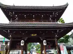 中山寺の山門