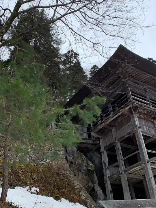 左下り観音堂の本殿・本堂