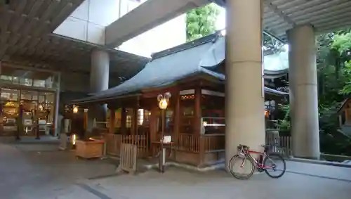 雉子神社の本殿・本堂