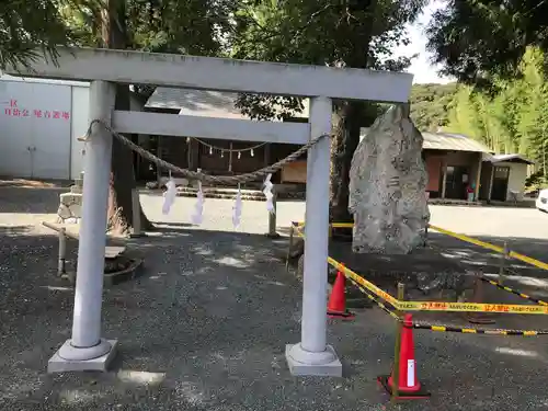 三嶋神社の鳥居