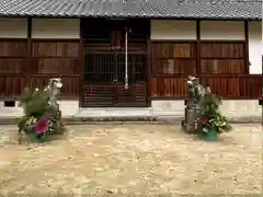 子守神社の本殿