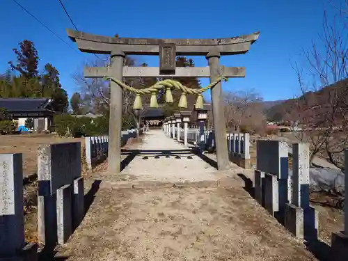 建部神社の鳥居