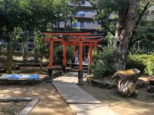 鴨神社の鳥居