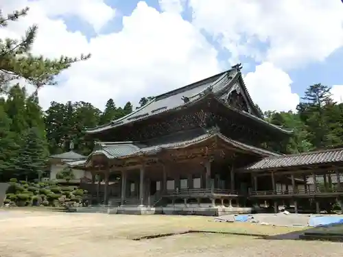 井波別院瑞泉寺の本殿・本堂