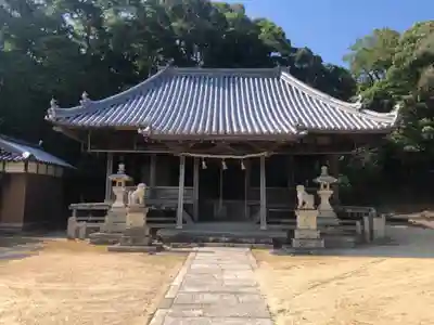 築狭神社の本殿・本堂