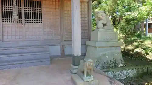 鮑玉白珠比咩命神社の狛犬