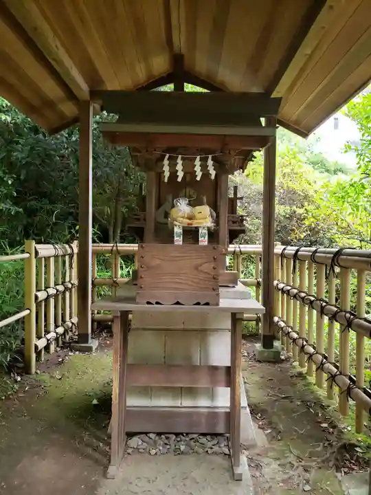 白金氷川神社の末社・摂社