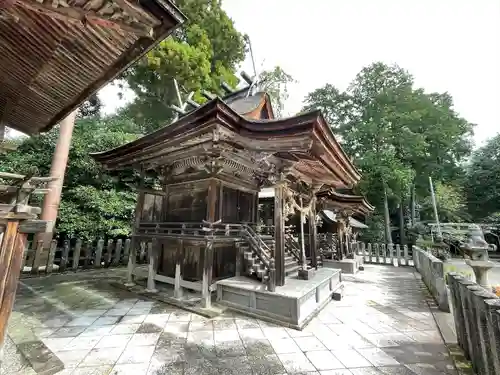 白山比咩神社（倭）の末社・摂社