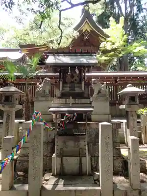 若宮八幡社の末社・摂社