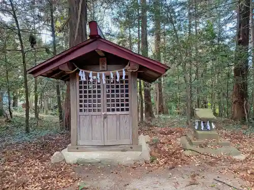 出雲乃伊波比神社の末社・摂社