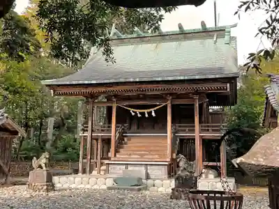 賀久留神社の本殿・本堂