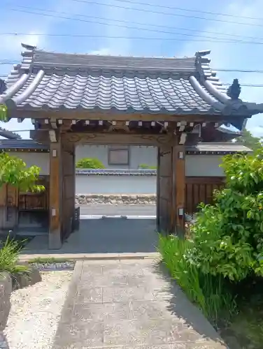 光受寺の{uncategorized: "未分類", other: "その他", undefined: "問題あり", building: "その他建物", grave: "お墓", sacred_gate: "鳥居", guardian: "狛犬", statue: "像", buddha: "仏像", history: "歴史", nature: "自然", garden: "庭園", animal: "動物", pagoda: "塔", temizu: "手水舎", mountain_gate: "山門・神門", sanctuary: "本殿・本堂", subordinate: "末社・摂社", art: "芸術", scenery: "景色", jizo: "地蔵", ema: "絵馬", goshuin: "御朱印", omikuji: "おみくじ", items: "授与品その他", amulet: "お守り", goshuincho: "御朱印帳", eats: "食事", festival: "お祭り", votive_dance: "神楽", shichigosan: "七五三参", wedding: "結婚式", experience: "体験その他", initially: "初詣", around: "周辺", anti_infection: "感染症対策"}