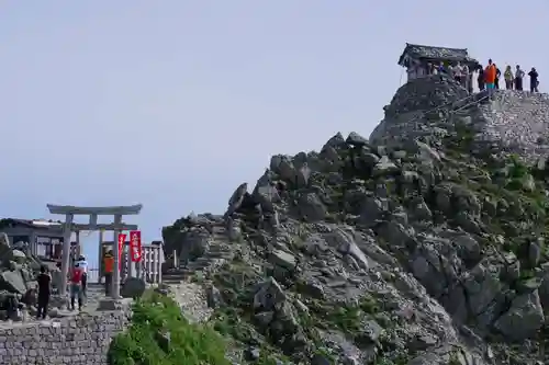 雄山神社峰本社の鳥居