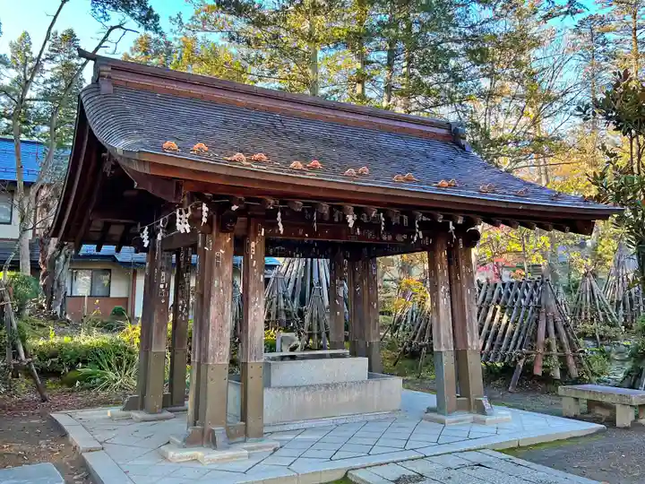 上杉神社の手水舎