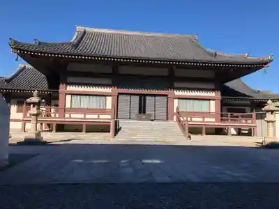 西新井大師総持寺の本殿・本堂