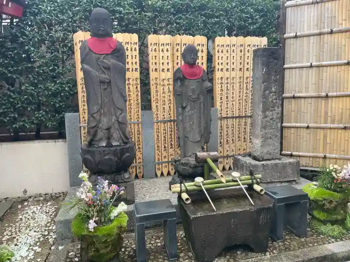 放生寺の{uncategorized: "未分類", other: "その他", undefined: "問題あり", building: "その他建物", grave: "お墓", sacred_gate: "鳥居", guardian: "狛犬", statue: "像", buddha: "仏像", history: "歴史", nature: "自然", garden: "庭園", animal: "動物", pagoda: "塔", temizu: "手水舎", mountain_gate: "山門・神門", sanctuary: "本殿・本堂", subordinate: "末社・摂社", art: "芸術", scenery: "景色", jizo: "地蔵", ema: "絵馬", goshuin: "御朱印", omikuji: "おみくじ", items: "授与品その他", amulet: "お守り", goshuincho: "御朱印帳", eats: "食事", festival: "お祭り", votive_dance: "神楽", shichigosan: "七五三参", wedding: "結婚式", experience: "体験その他", initially: "初詣", around: "周辺", anti_infection: "感染症対策"}