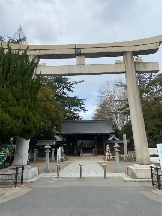 川口神社の{uncategorized: "未分類", other: "その他", undefined: "問題あり", building: "その他建物", grave: "お墓", sacred_gate: "鳥居", guardian: "狛犬", statue: "像", buddha: "仏像", history: "歴史", nature: "自然", garden: "庭園", animal: "動物", pagoda: "塔", temizu: "手水舎", mountain_gate: "山門・神門", sanctuary: "本殿・本堂", subordinate: "末社・摂社", art: "芸術", scenery: "景色", jizo: "地蔵", ema: "絵馬", goshuin: "御朱印", omikuji: "おみくじ", items: "授与品その他", amulet: "お守り", goshuincho: "御朱印帳", eats: "食事", festival: "お祭り", votive_dance: "神楽", shichigosan: "七五三参", wedding: "結婚式", experience: "体験その他", initially: "初詣", around: "周辺", anti_infection: "感染症対策"}