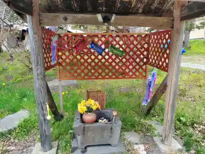 豊浦神社の{uncategorized: "未分類", other: "その他", undefined: "問題あり", building: "その他建物", grave: "お墓", sacred_gate: "鳥居", guardian: "狛犬", statue: "像", buddha: "仏像", history: "歴史", nature: "自然", garden: "庭園", animal: "動物", pagoda: "塔", temizu: "手水舎", mountain_gate: "山門・神門", sanctuary: "本殿・本堂", subordinate: "末社・摂社", art: "芸術", scenery: "景色", jizo: "地蔵", ema: "絵馬", goshuin: "御朱印", omikuji: "おみくじ", items: "授与品その他", amulet: "お守り", goshuincho: "御朱印帳", eats: "食事", festival: "お祭り", votive_dance: "神楽", shichigosan: "七五三参", wedding: "結婚式", experience: "体験その他", initially: "初詣", around: "周辺", anti_infection: "感染症対策"}