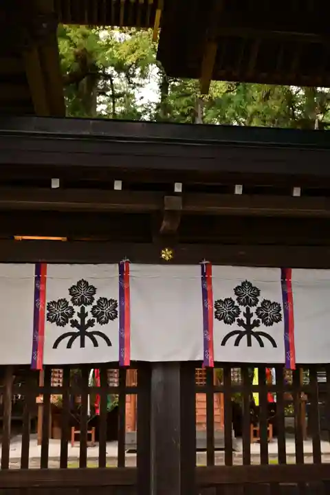 諏訪大社下社春宮(長野県)