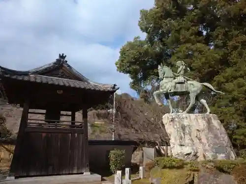 功山寺の建物その他