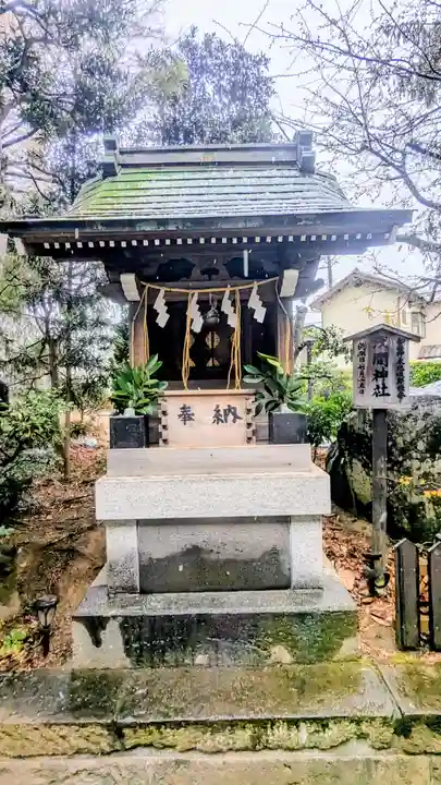 登渡神社の末社・摂社