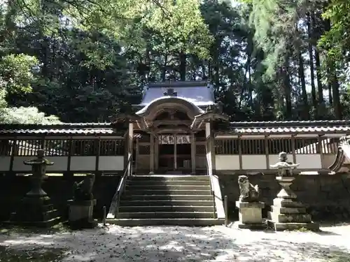 走田神社の本殿・本堂
