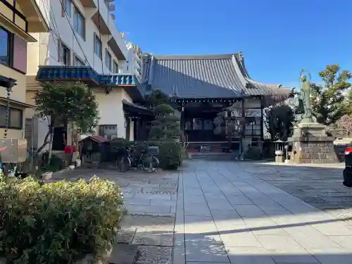 瑞泰寺の{uncategorized: "未分類", other: "その他", undefined: "問題あり", building: "その他建物", grave: "お墓", sacred_gate: "鳥居", guardian: "狛犬", statue: "像", buddha: "仏像", history: "歴史", nature: "自然", garden: "庭園", animal: "動物", pagoda: "塔", temizu: "手水舎", mountain_gate: "山門・神門", sanctuary: "本殿・本堂", subordinate: "末社・摂社", art: "芸術", scenery: "景色", jizo: "地蔵", ema: "絵馬", goshuin: "御朱印", omikuji: "おみくじ", items: "授与品その他", amulet: "お守り", goshuincho: "御朱印帳", eats: "食事", festival: "お祭り", votive_dance: "神楽", shichigosan: "七五三参", wedding: "結婚式", experience: "体験その他", initially: "初詣", around: "周辺", anti_infection: "感染症対策"}