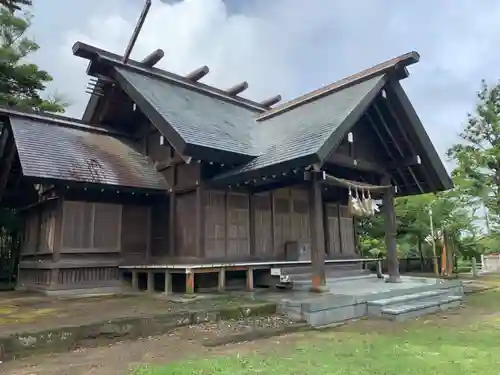 鶴谷八幡宮の本殿・本堂