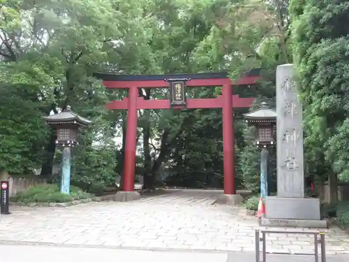 根津神社の鳥居