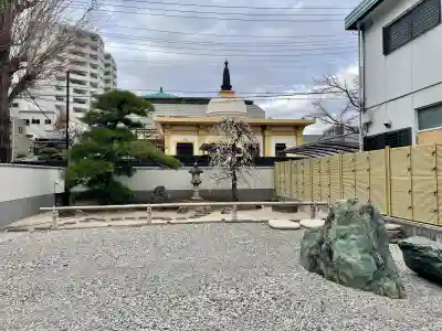 専西寺の{uncategorized: "未分類", other: "その他", undefined: "問題あり", building: "その他建物", grave: "お墓", sacred_gate: "鳥居", guardian: "狛犬", statue: "像", buddha: "仏像", history: "歴史", nature: "自然", garden: "庭園", animal: "動物", pagoda: "塔", temizu: "手水舎", mountain_gate: "山門・神門", sanctuary: "本殿・本堂", subordinate: "末社・摂社", art: "芸術", scenery: "景色", jizo: "地蔵", ema: "絵馬", goshuin: "御朱印", omikuji: "おみくじ", items: "授与品その他", amulet: "お守り", goshuincho: "御朱印帳", eats: "食事", festival: "お祭り", votive_dance: "神楽", shichigosan: "七五三参", wedding: "結婚式", experience: "体験その他", initially: "初詣", around: "周辺", anti_infection: "感染症対策"}