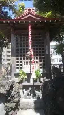 東稲荷神社の本殿・本堂