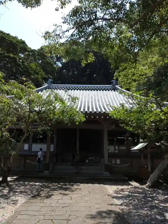 沼島八幡神社の本殿・本堂