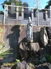 上郷町稲荷神社(横浜霊園内)(神奈川県)