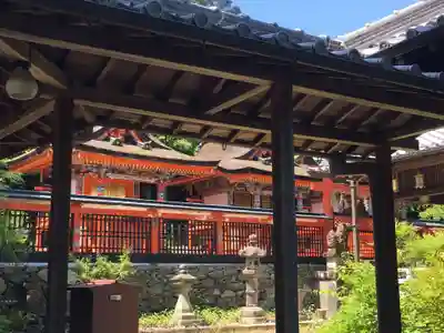 丹生官省符神社の本殿・本堂