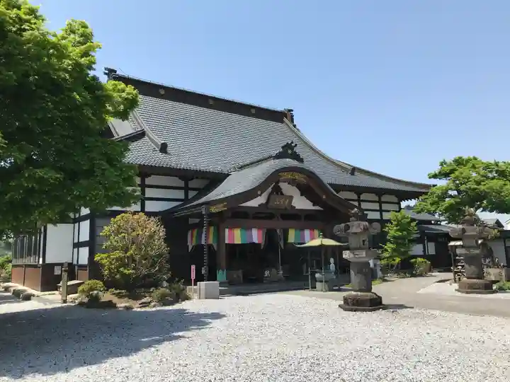 法長寺の本殿・本堂