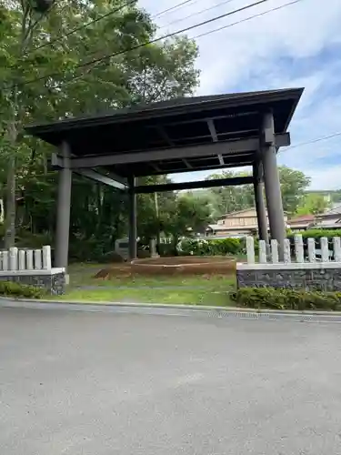 山中諏訪神社(山梨県)